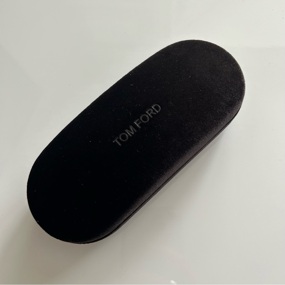 Tom Ford velvet case - Picture 3 of 9